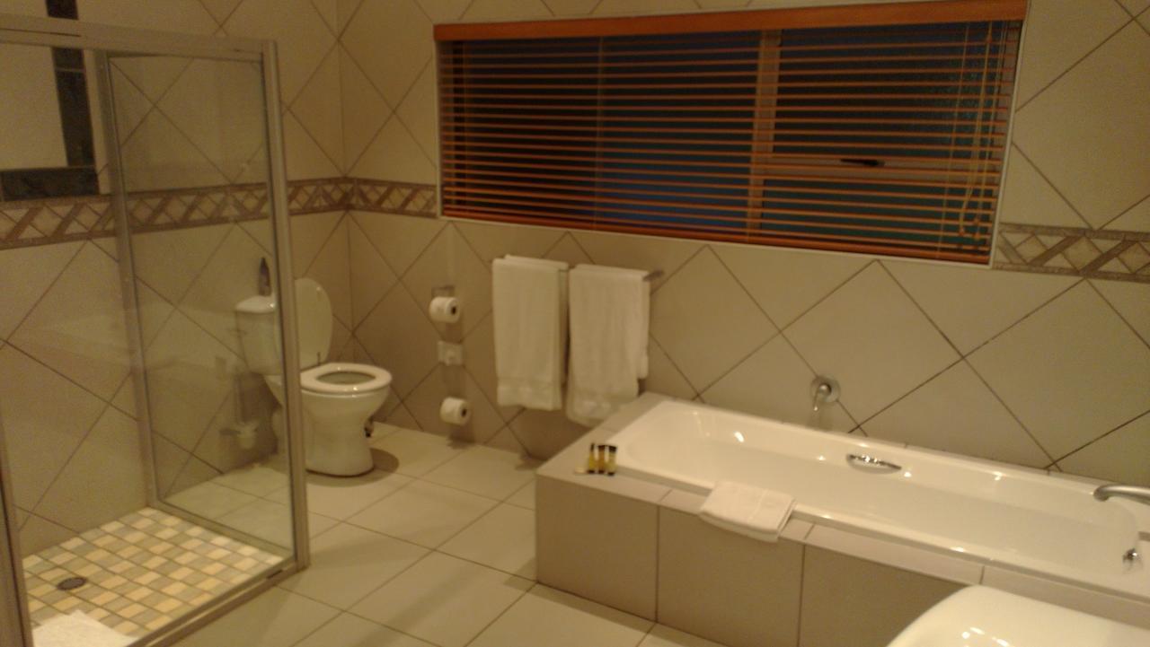 Woodridge Palms Boutique Hotel Swartruggens Eksteriør bilde