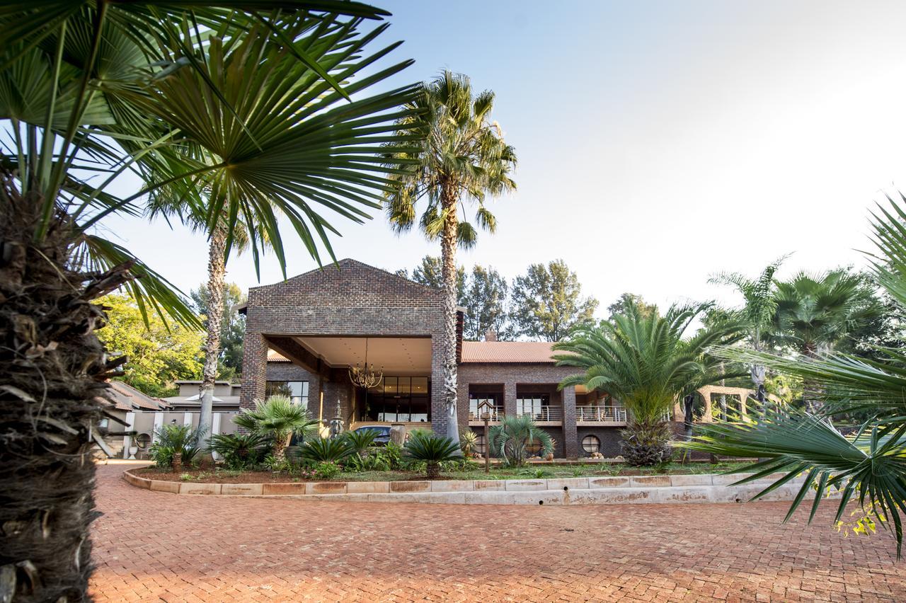 Woodridge Palms Boutique Hotel Swartruggens Eksteriør bilde